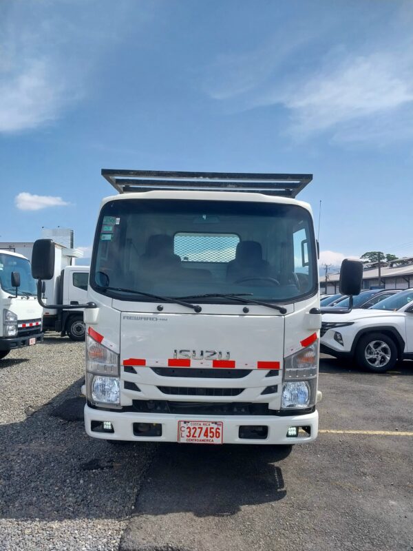 ISUZU REWARD 2021 VAGONETA CL 327456