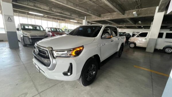 TOYOTA HILUX - Imagen 4