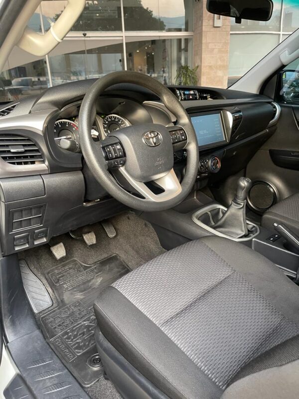 Toyota Hilux - Imagen 3