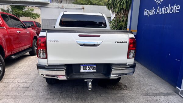 TOYOTA HILUX - Imagen 4