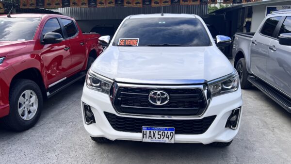 TOYOTA HILUX - Imagen 3