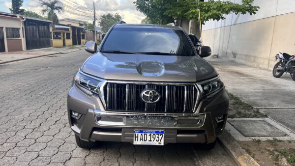 TOYOTA - Imagen 2