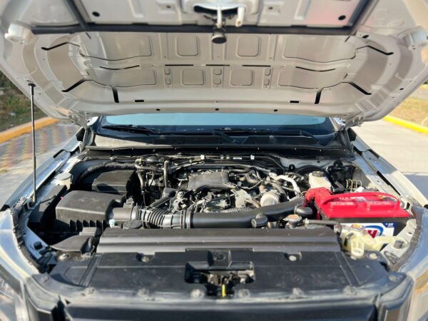 NISSAN NP 300 - Imagen 6