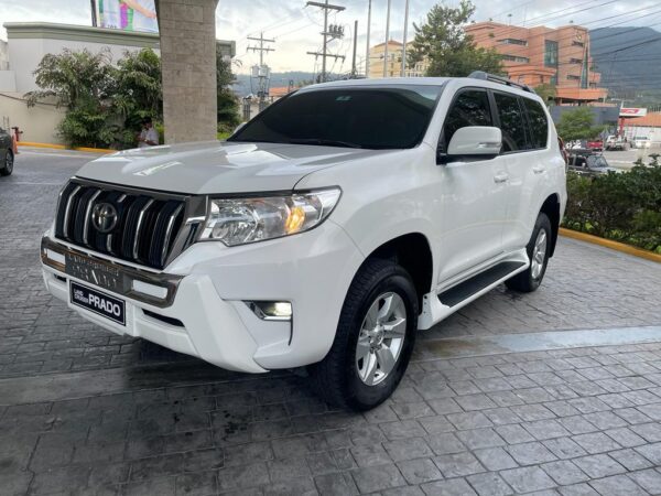 TOYOTA - Imagen 2