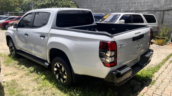MITSUBISHI