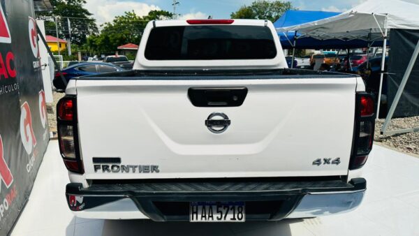 NISSAN - Imagen 4