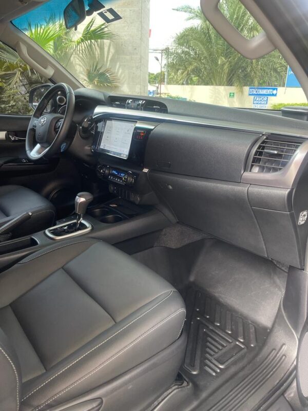 TOYOTA - Imagen 4