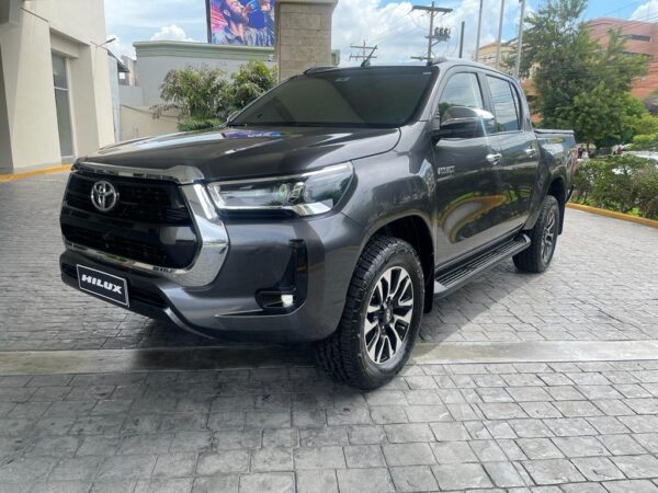TOYOTA - Imagen 2