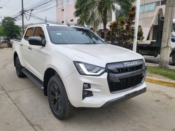 Isuzu