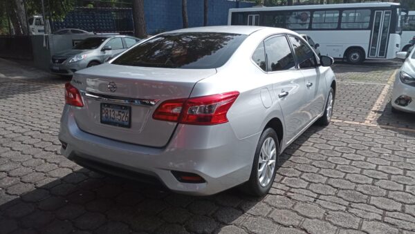 NISSAN SENTRA 2019 AUTOMATICO - Imagen 6