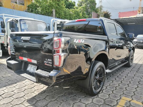 ISUZU D MAX LSE 4X4 2023 - Imagen 3