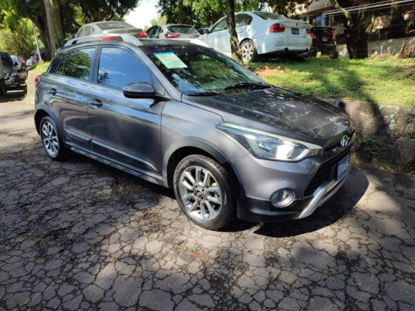 HYUNDAI I 20 ACTIVE GRIS AUTOMATICO - Imagen 8