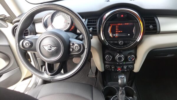 COOPER COMPACTO 4X2 AUTOMATICO 2017 - Imagen 2