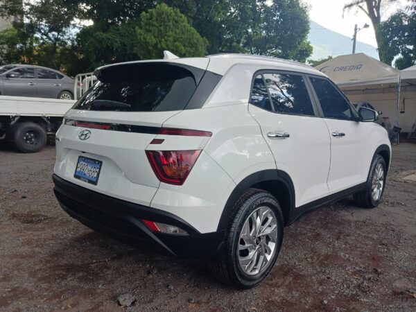 HYUNDAI CRETA GL 2022 AUTOMATICO - Imagen 3