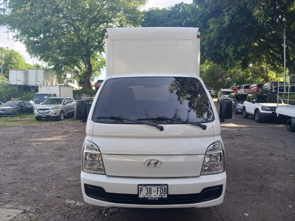 HYUNDAI H100 CON FURGON 2023 MANUAL