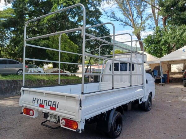 HYUNDAI H100 CON BARANDAL 2024 MANUAL - Imagen 3
