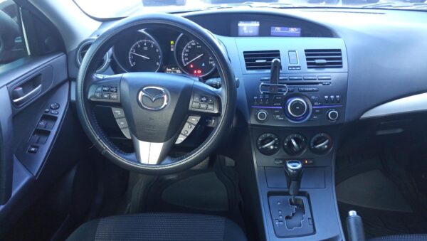 MAZDA 3V 4X2 2013 AUTOMATICO - Imagen 5