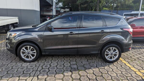 FORD ESCAPE S 2018 AUTOMATICO - Imagen 5