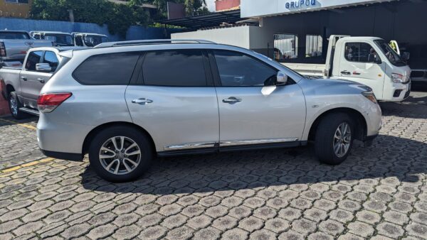 NISSAN PATHFINDER 2015 AUTOMATICA - Imagen 2
