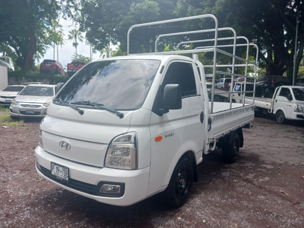 HYUNDAI H100 CON BARANDAL 2022 MANUAL - Imagen 6