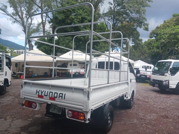 HYUNDAI H100 CON BARANDAL 2022 MANUAL - Imagen 3