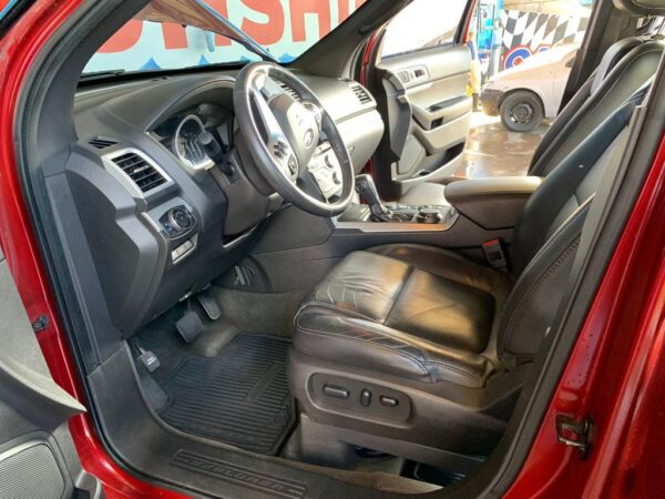 FORD EXPLORER XLT 4X4 AUTOMATICA 2015 - Imagen 2
